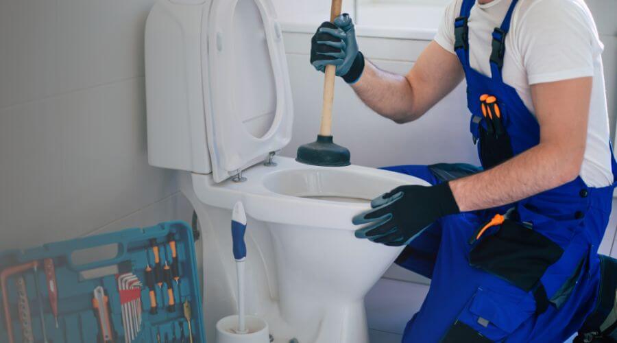 sewer line plumber in Chepachet, RI